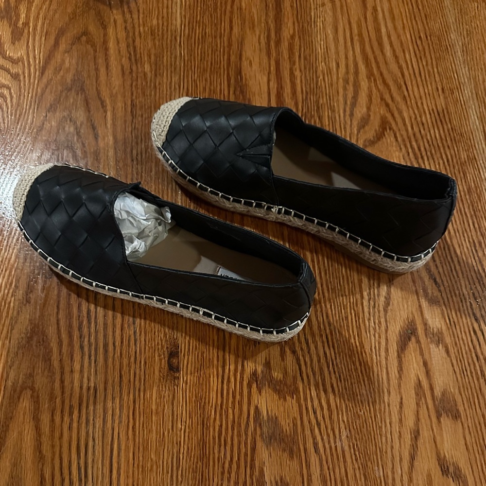 NWOT Steve Madden Myla Black Woven Espadrille Flats
